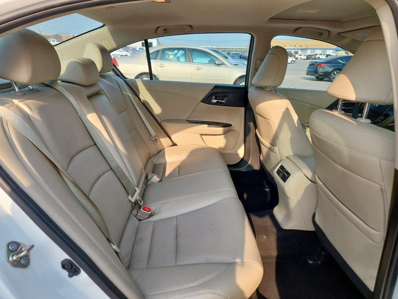 1HGCR2F99GA225060 - 2016 HONDA ACCORD EXL WHITE photo 10