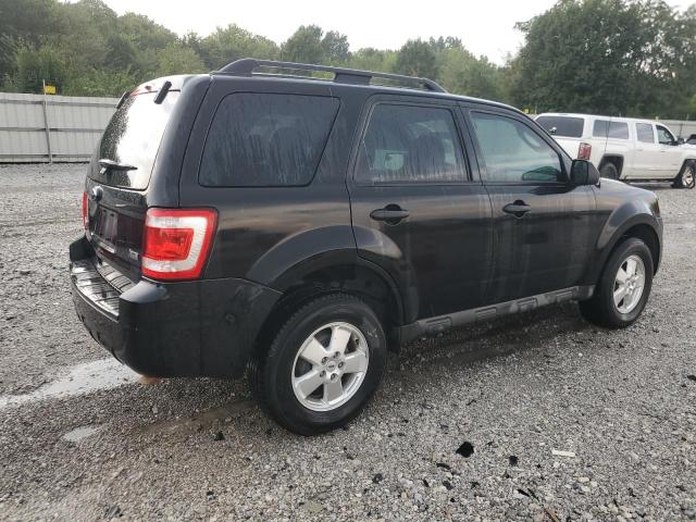 1FMCU0DG2BKA16826 - 2011 FORD ESCAPE XLT BLACK photo 3