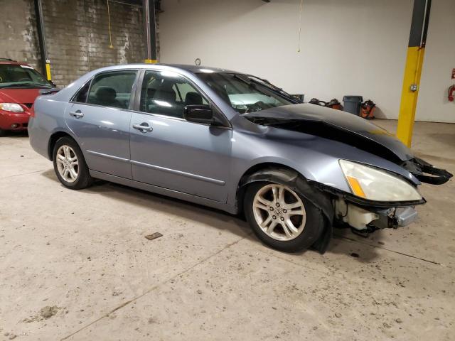 1HGCM56337A074440 - 2007 HONDA ACCORD SE GRAY photo 4