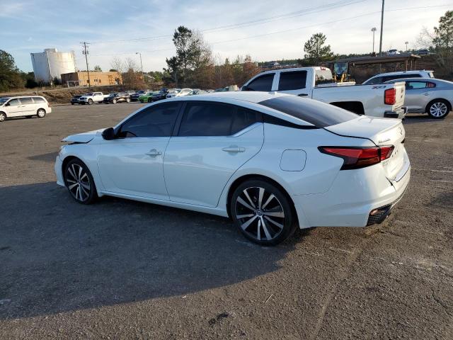 1N4BL4CV6MN382922 - 2021 NISSAN ALTIMA SR WHITE photo 2