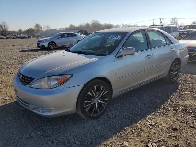 2004 TOYOTA CAMRY LE, 