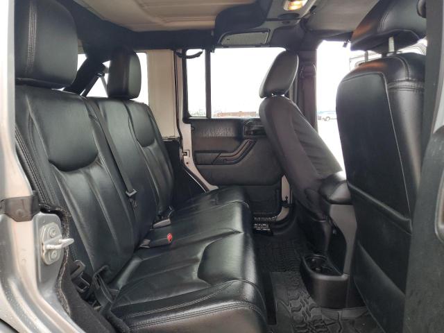 1C4BJWEG0HL620453 - 2017 JEEP WRANGLER U SAHARA SILVER photo 10