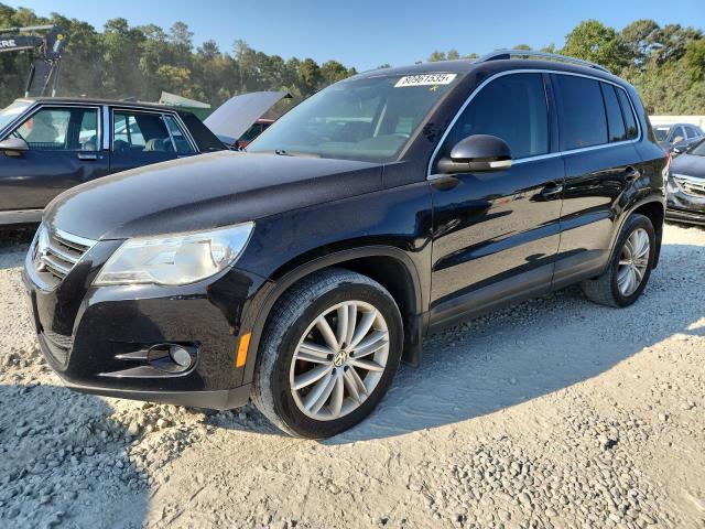 2011 VOLKSWAGEN TIGUAN S, 