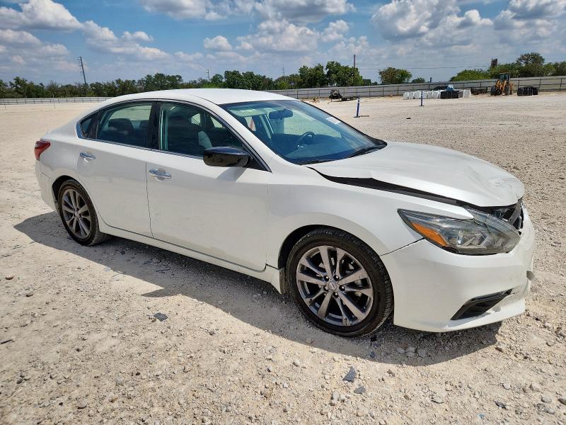 1N4AL3AP2JC274850 - 2018 NISSAN ALTIMA 2.5 白色 照片 4