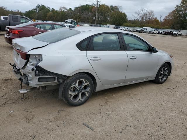 3KPF24AD2ME382655 - 2021 KIA FORTE FE SILVER photo 3