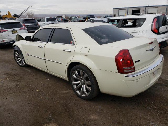 2C3LA63H98H238438 - 2008 CHRYSLER 300C WHITE photo 2