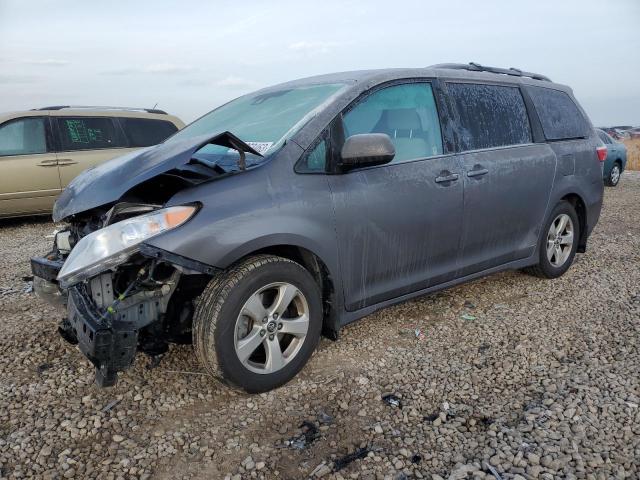 5TDKZ3DC7JS921067 - 2018 TOYOTA SIENNA LE GRAY photo 1