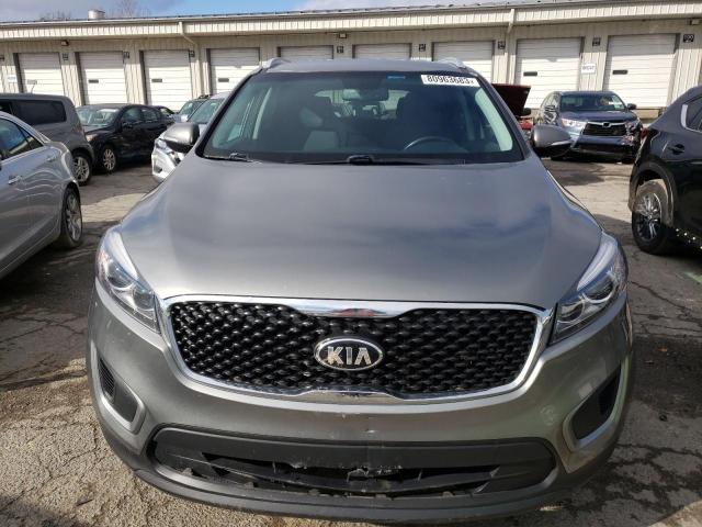 5XYPG4A35GG093869 - 2016 KIA SORENTO LX SILVER photo 5