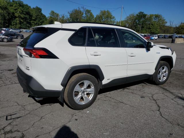 JTMR6RFV2LD005999 - 2020 TOYOTA RAV4 XLE WHITE photo 3