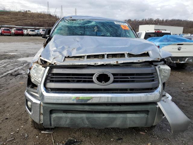 5TFUW5F18EX340363 - 2014 TOYOTA TUNDRA DOUBLE CAB SR/SR5 SILVER photo 5