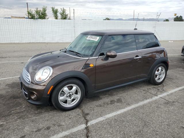 2011 MINI COOPER, 