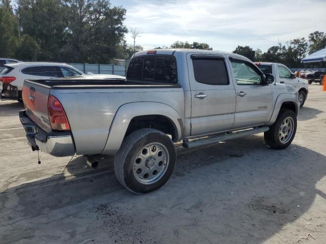 3TMJU62N06M013647 - 2006 TOYOTA TACOMA DOUBLE CAB PRERUNNER SILVER photo 3