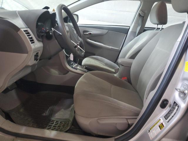 2T1BU4EE1AC532826 - 2010 TOYOTA COROLLA BASE فضي صورة 7