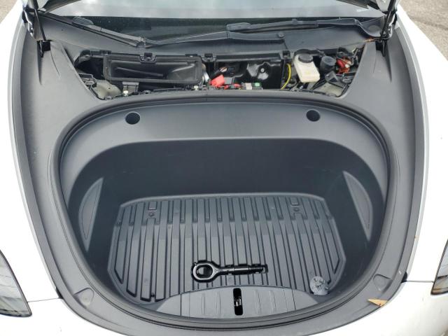 5YJ3E1EB8NF348006 - 2022 TESLA MODEL 3 أبيض صورة 11