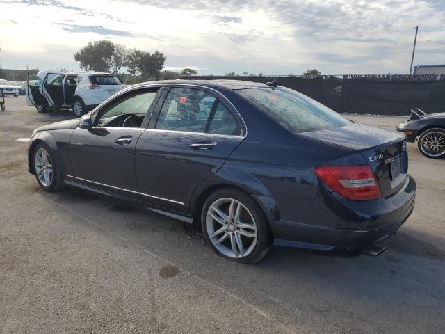 WDDGF8AB2DR240945 - 2013 MERCEDES-BENZ C 300 4MATIC BLUE photo 2