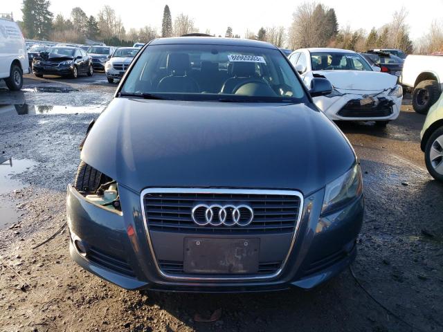 WAUHE78PX9A017987 - 2009 AUDI A3 2.0T GRAY photo 5