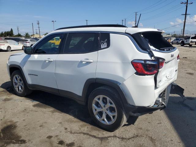 3C4NJDBNXRT110623 - 2024 JEEP COMPASS LATITUDE Білий фото 2