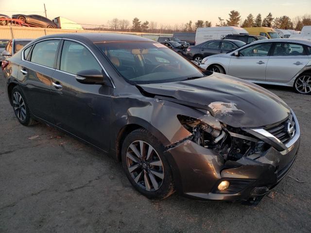 1N4AL3AP0HC116436 - 2017 NISSAN ALTIMA 2.5 GRAY photo 4