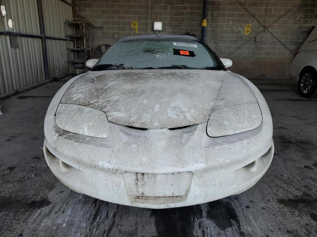 2G2FS22KX22102085 - 2002 PONTIAC FIREBIRD WHITE photo 5