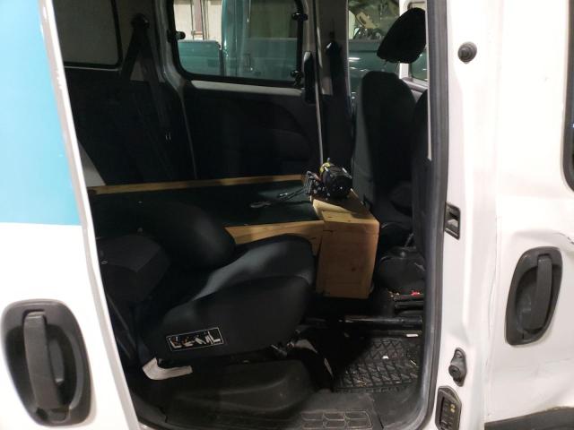 ZFBERFAB1H6D37435 - 2017 RAM PROMASTER WHITE photo 11