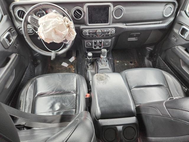 1C4HJXEN1JW283715 - 2018 JEEP WRANGLER U SAHARA Grau Foto 8