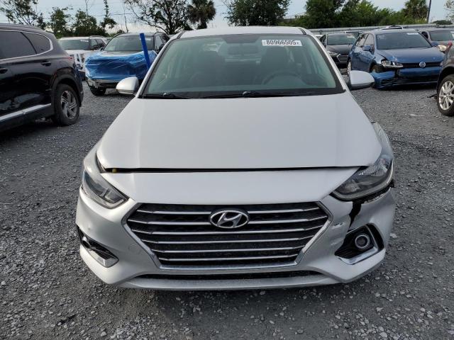 3KPC24A62LE118547 - 2020 HYUNDAI ACCENT SE SILVER photo 5