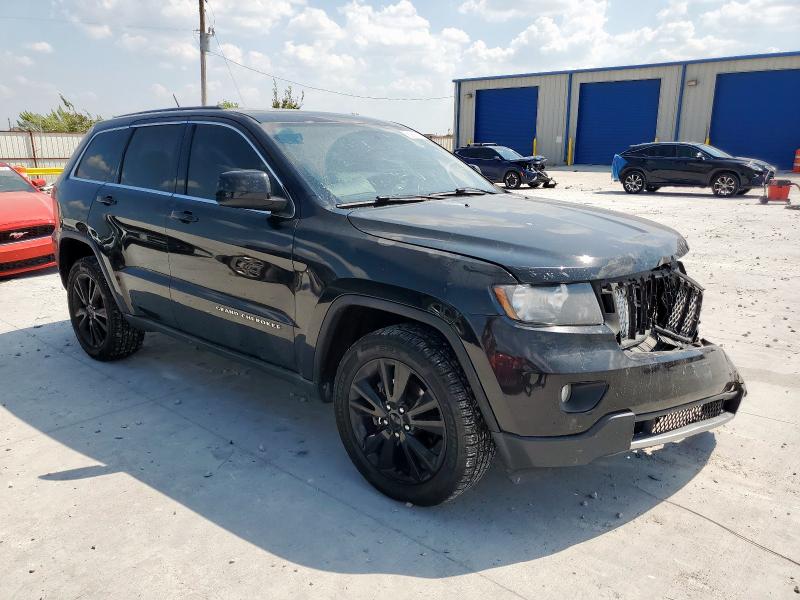 1C4RJFAG2DC561923 - 2013 JEEP GRAND CHER LAREDO BLACK photo 4