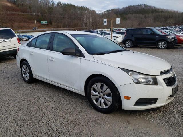 1G1PA5SH9E7354957 - 2014 CHEVROLET CRUZE LS WHITE photo 4