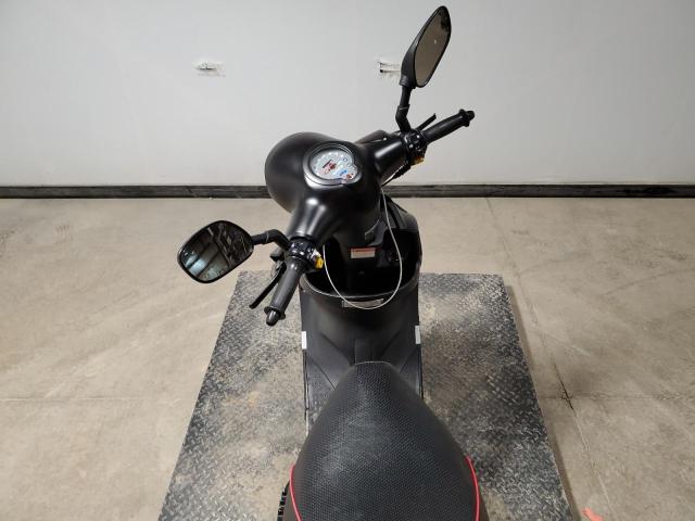 RFVPAP5A5H1120457 - 2017 GENUINE SCOOTER CO. BUDDY 50 BLACK photo 5