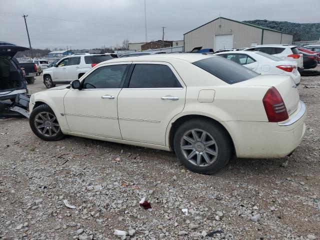 2C3LA63H16H250614 - 2006 CHRYSLER 300C WHITE photo 2