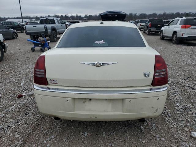 2C3LA63H16H250614 - 2006 CHRYSLER 300C WHITE photo 6