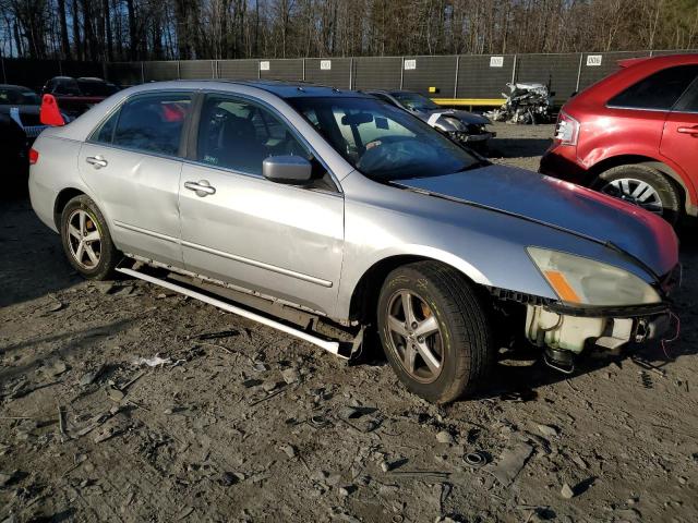 1HGCM566X4A062081 - 2004 HONDA ACCORD EX SILVER photo 4