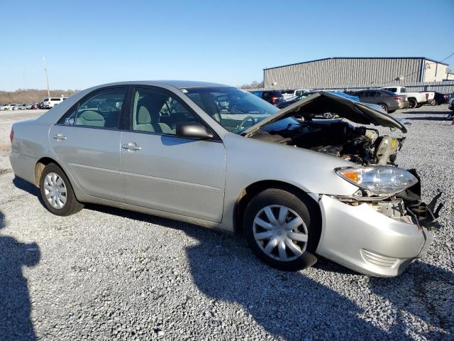 4T1BE32K35U970527 - 2005 TOYOTA CAMRY LE SILVER photo 4