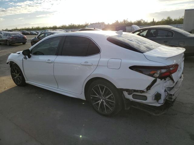 4T1S11AK7RU246573 - 2024 TOYOTA CAMRY SE NIGHT SHADE WHITE photo 2