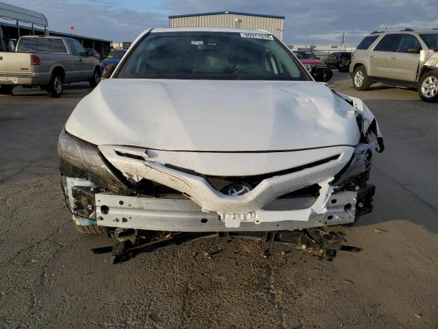 4T1S11AK7RU246573 - 2024 TOYOTA CAMRY SE NIGHT SHADE WHITE photo 5