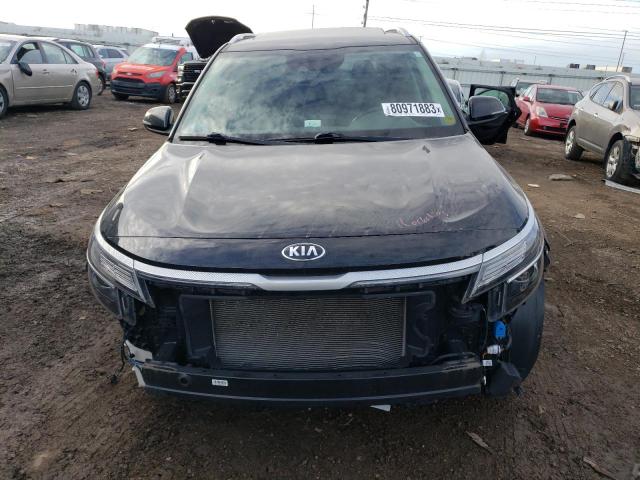 KNDERCAA6M7097223 - 2021 KIA SELTOS EX BLACK photo 5