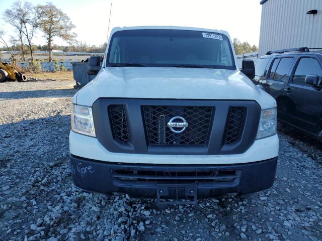 1N6BF0KM8JN819007 - 2018 NISSAN NV 1500 S WHITE photo 5