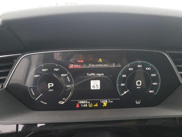 WA13AAGE3NB036384 - 2022 AUDI E-TRON SPORTBACK PRESTIGE WHITE photo 9