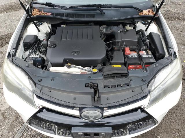 4T1BK1FK3FU559086 - 2015 TOYOTA CAMRY XSE WHITE photo 11