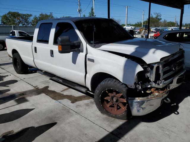 1FTSW30FX1EB56970 - 2001 FORD F350 SRW SUPER DUTY WHITE photo 4