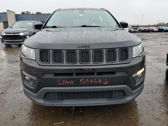 3C4NJDBB2JT398129 - 2018 JEEP COMPASS AL LATITUDE BLACK photo 5