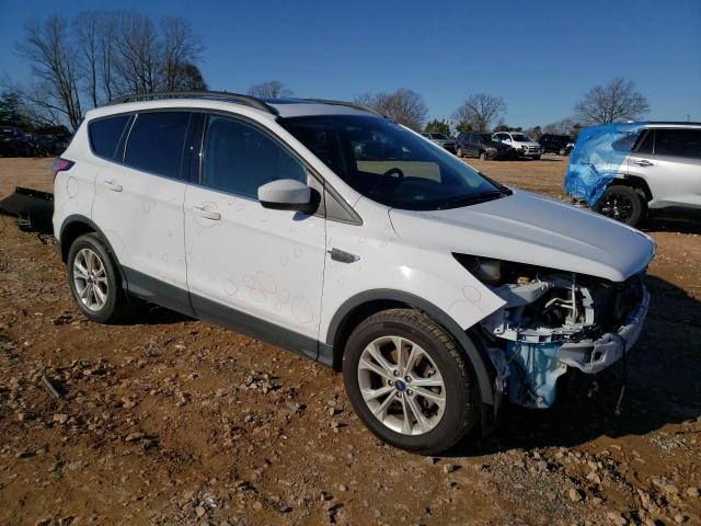 1FMCU0GD3JUC49361 - 2018 FORD ESCAPE SE WHITE photo 4