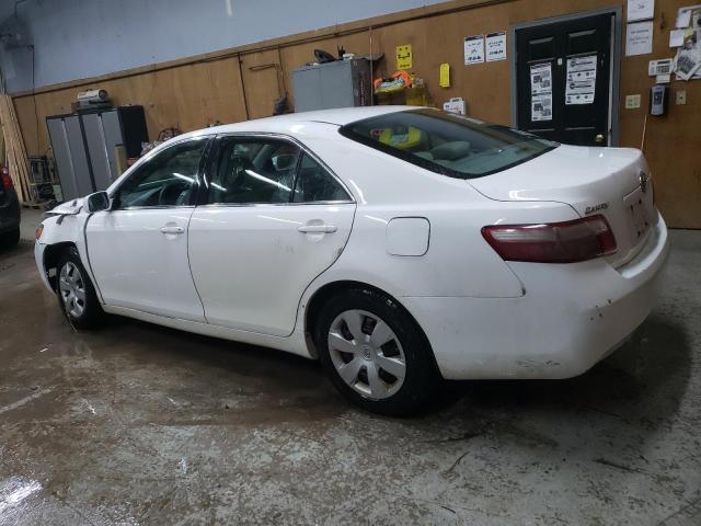 4T1BE46K07U696965 - 2007 TOYOTA CAMRY CE WHITE photo 2