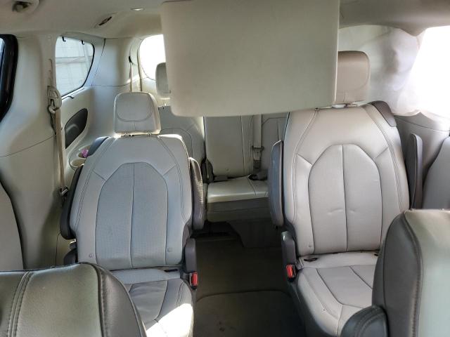 2C4RC1BG4JR204614 - 2018 CHRYSLER PACIFICA TOURING L GRAY photo 10