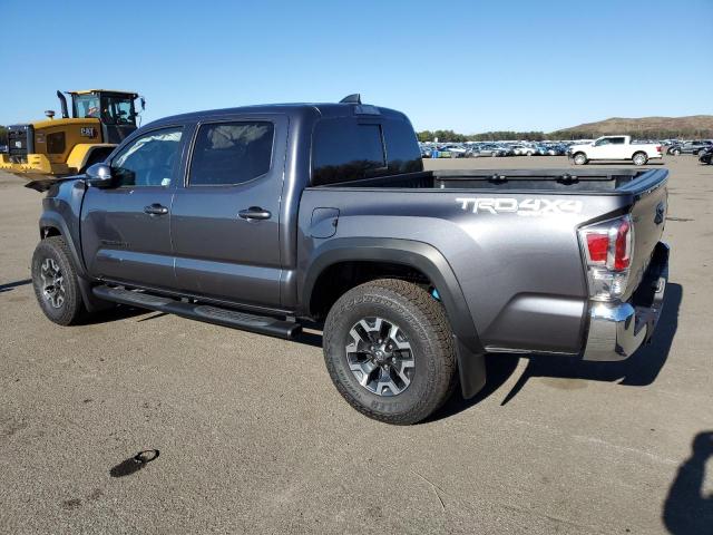 3TYCZ5AN3PT164140 - 2023 TOYOTA TACOMA DOUBLE CAB GRAY photo 2