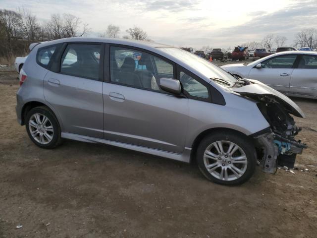 JHMGE8H42AS027565 - 2010 HONDA FIT SPORT SILVER photo 4