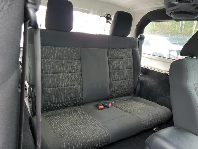 1C4AJWAG6CL228765 - 2012 JEEP WRANGLER SPORT SILVER photo 11