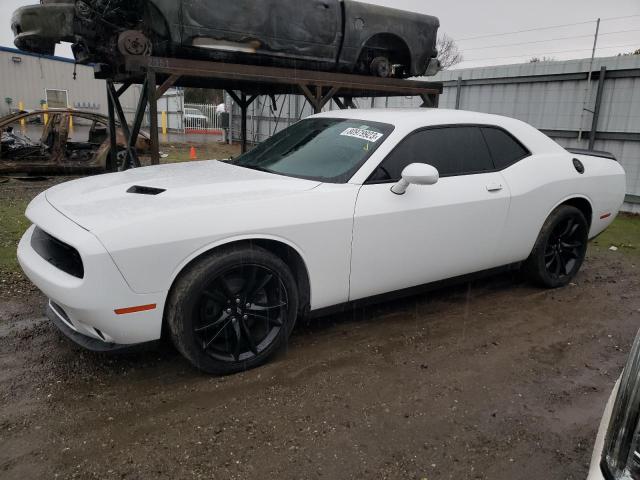 2C3CDZAG4JH316018 - 2018 DODGE CHALLENGER SXT WHITE photo 1