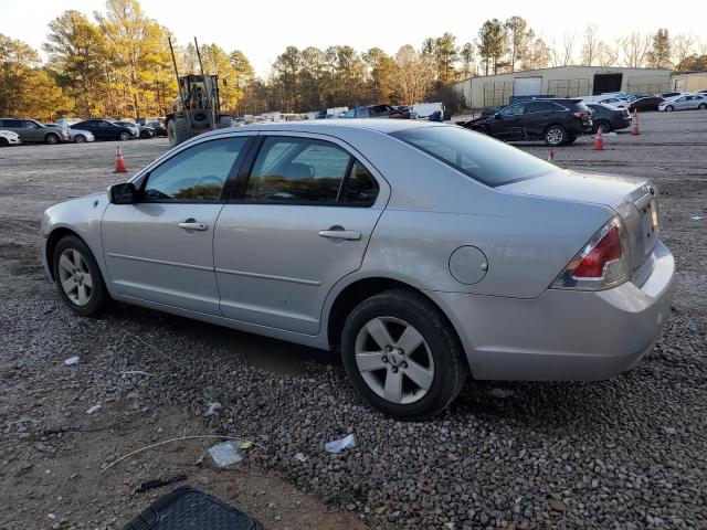 3FAHP07156R206748 - 2006 FORD FUSION SE SILVER photo 2