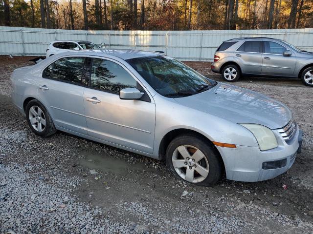 3FAHP07156R206748 - 2006 FORD FUSION SE SILVER photo 4